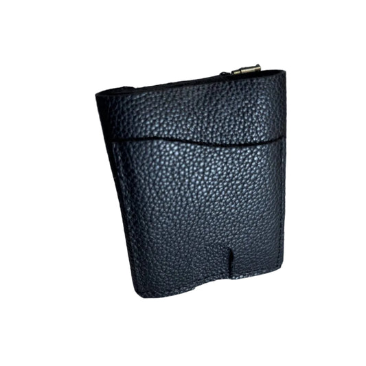Leather trifold wallet with coin pocket