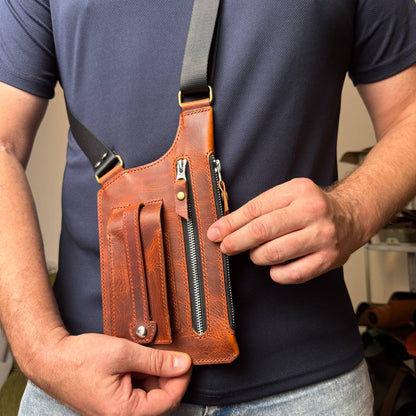 Męska torba na ramię typu holster z etui na klucze